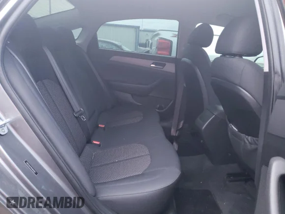 ✅ 2019 Hyundai Sonata SE • VIN: 5NPE24AF9KH803504 • Лот: 68781742. Опубліковано раніше на Copart з пробігом 57 229 миль. Безкоштовний доступ до архіву аукціонних продажів зі США та докладний звіт про історію автомобіля на DreamBid. Зображення 10.