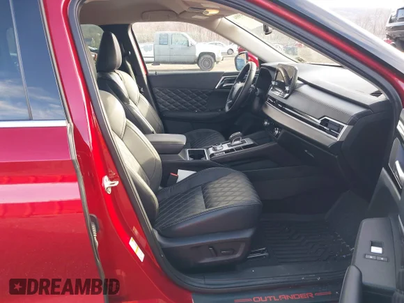 ✅ 2023 Mitsubishi Outlander SEL • VIN: JA4J4VA83PZ018129 • Lot: 43749894. Wystawiony na IAAI z przebiegiem 11 112 mil. Bezpłatny archiwum sprzedaży aukcyjnych z USA i szczegółowy raport historii pojazdu na DreamBid. Zdjęcie 5.