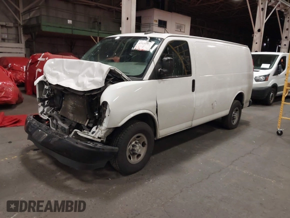 ✅ 2022 Chevrolet Express Cargo • VIN: 1GCWGAFP9N1271382 • Lot: 45142587. Wystawiony na IAAI z przebiegiem 75 258 mil. Bezpłatny archiwum sprzedaży aukcyjnych z USA i szczegółowy raport historii pojazdu na DreamBid. Zdjęcie 2.