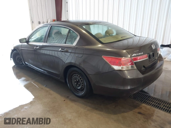 ✅ 2011 Honda Accord LX • VIN: 1HGCP2F31BA021119 • Lot: 44874291. Wystawiony na IAAI z przebiegiem 230 643 mil. Bezpłatny archiwum sprzedaży aukcyjnych z USA i szczegółowy raport historii pojazdu na DreamBid. Zdjęcie 3.