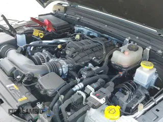 ✅ 2024 Jeep Gladiator Sport S • VIN: 1C6HJTAG9RL112537 • Lot: 43603543. Wystawiony na IAAI z przebiegiem 16 711 mil. Bezpłatny archiwum sprzedaży aukcyjnych z USA i szczegółowy raport historii pojazdu na DreamBid. Zdjęcie 19.