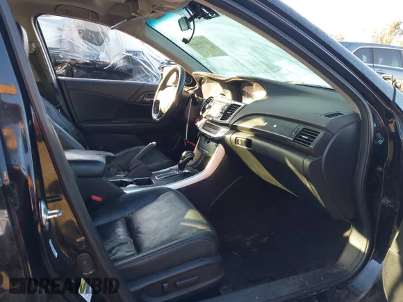 ✅ 2013 Honda Accord EX-L • VIN: 1HGCR2F86DA041570 • Лот: 44097403. Опубліковано раніше на IAAI з пробігом 200 889 миль. Безкоштовний доступ до архіву аукціонних продажів зі США та докладний звіт про історію автомобіля на DreamBid. Зображення 5.