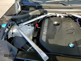 ✅ 2025 BMW X5 xDrive40i • VIN: 5UX23EU04S9W82224 • Lot: 82281325. Wystawiony na Copart z przebiegiem 12 196 mil. Bezpłatny archiwum sprzedaży aukcyjnych z USA i szczegółowy raport historii pojazdu na DreamBid. Zdjęcie 15.