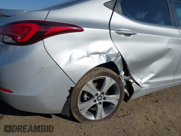 ✅ 2015 Hyundai Elantra Sport • VIN: KMHDH4AH5FU305500 • Lot: 41371807. Wystawiony na IAAI z przebiegiem 110 249 mil. Bezpłatny archiwum sprzedaży aukcyjnych z USA i szczegółowy raport historii pojazdu na DreamBid. Zdjęcie 6.