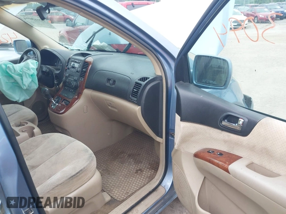 ✅ 2007 Hyundai Entourage GLS • VIN: KNDMC233676013319 • Lot: 42663094. Wystawiony na IAAI z przebiegiem 209 578 mil. Bezpłatny archiwum sprzedaży aukcyjnych z USA i szczegółowy raport historii pojazdu na DreamBid. Zdjęcie 5.