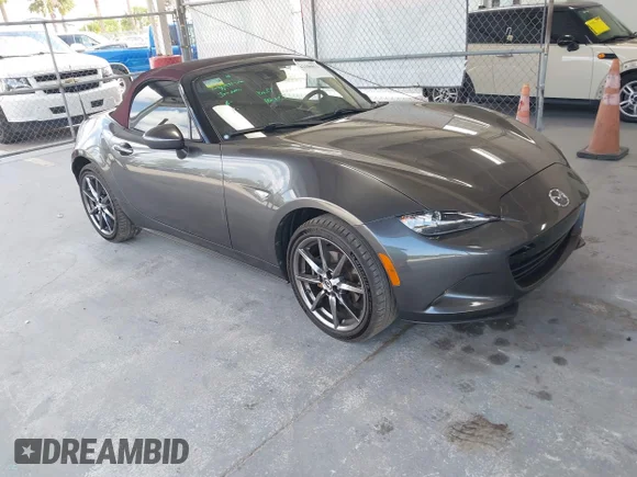✅ 2018 Mazda MX-5 Miata Grand Touring • VIN: JM1NDAD74J0200887 • Лот: 42106811. Опубліковано раніше на IAAI з пробігом 45 458 миль. Безкоштовний доступ до архіву аукціонних продажів зі США та докладний звіт про історію автомобіля на DreamBid. Зображення 1.