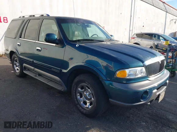 ✅ 1998 Lincoln Navigator • VIN: 5LMPU28LXWLJ39789 • Lot: 43461907. Listed on IAAI with 140,324 mi. Free auction sales archive from the USA and detailed vehicle history report at DreamBid. Image 1.