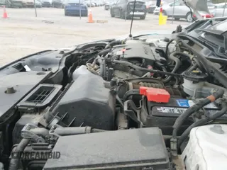 ✅ 2018 Honda Civic EX • VIN: 19XFC2F79JE010729 • Lot: 43519866. Wystawiony na IAAI z przebiegiem 83 030 mil. Bezpłatny archiwum sprzedaży aukcyjnych z USA i szczegółowy raport historii pojazdu na DreamBid. Zdjęcie 23.