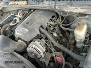 ✅ 2001 Chevrolet Tahoe LS • VIN: 1GNEK13T01J126308 • Lot: 41685879. Wystawiony na IAAI z przebiegiem 263 636 mil. Bezpłatny archiwum sprzedaży aukcyjnych z USA i szczegółowy raport historii pojazdu na DreamBid. Zdjęcie 12.