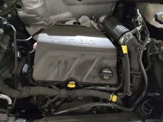 ✅ 2025 Buick Envista Sport Touring • VIN: KL47LBEP5SB183503 • Lot: 93501805. Wystawiony na Copart z przebiegiem 14 892 mil. Bezpłatny archiwum sprzedaży aukcyjnych z USA i szczegółowy raport historii pojazdu na DreamBid. Zdjęcie 14.