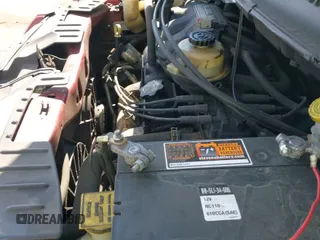 2005 Dodge Caravan SE с VIN 1D4GP25E75B333563, выставлен на аукционе IAAI как лот 41694119 с пробегом 206 294 миль миль и . История ставок и продаж доступна на DreamBid. Изображение 19.