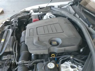 ✅ 2018 Jaguar F-Pace 30t Premium • VIN: SADCJ2GX9JA322208 • Лот: 42953701. Опубликован ранее на IAAI с пробегом 48 396 миль. Бесплатный доступ к архиву аукционных продаж из США и подробный отчёт об истории автомобиля на DreamBid. Изображение 19.