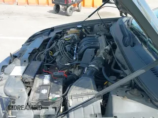 ✅ 2003 Mercury Sable GS • VIN: 1MEFM50U13A632310 • Lot: 43088455. Wystawiony na IAAI z przebiegiem 186 079 mil. Bezpłatny archiwum sprzedaży aukcyjnych z USA i szczegółowy raport historii pojazdu na DreamBid. Zdjęcie 13.