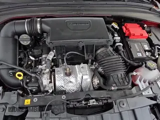 ✅ 2024 Dodge Hornet GT • VIN: ZACNDFAN1R3A42621 • Lot: 70689685. Wystawiony na Copart z przebiegiem 22 898 mil mil. Skorzystaj z bezpłatnego archiwum sprzedaży aukcyjnych z USA i zobacz szczegółowy raport historii pojazdu na DreamBid. Zdjęcie 14.