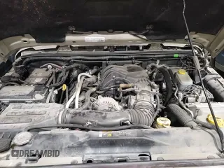 ✅ 2017 Jeep Wrangler Unlimited Rubicon Recon • VIN: 1C4BJWFG4HL692187 • Lot: 80761005. Wystawiony na Copart z przebiegiem 56 903 mil. Bezpłatny archiwum sprzedaży aukcyjnych z USA i szczegółowy raport historii pojazdu na DreamBid. Zdjęcie 14.