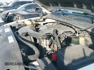 ✅ 2001 Chevrolet Suburban LS • VIN: 3GNEC16T31G213677 • Лот: 41424335. Опубликован ранее на IAAI с пробегом 255 425 миль. Бесплатный доступ к архиву аукционных продаж из США и подробный отчёт об истории автомобиля на DreamBid. Изображение 12.