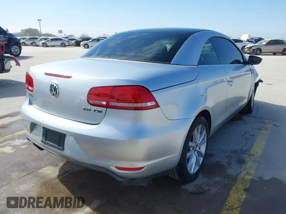 ✅ 2012 Volkswagen Eos Komfort • VIN: WVWBW7AH5CV005738 • Lot: 41619744. Wystawiony na IAAI z przebiegiem 131 340 mil. Bezpłatny archiwum sprzedaży aukcyjnych z USA i szczegółowy raport historii pojazdu na DreamBid. Zdjęcie 4.