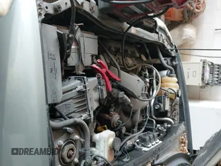 ✅ 2006 Ford Escape XLT • VIN: 1FMCU93166KB17679 • Lot: 42429717. Wystawiony na IAAI z przebiegiem 201 430 mil. Bezpłatny archiwum sprzedaży aukcyjnych z USA i szczegółowy raport historii pojazdu na DreamBid. Zdjęcie 12.