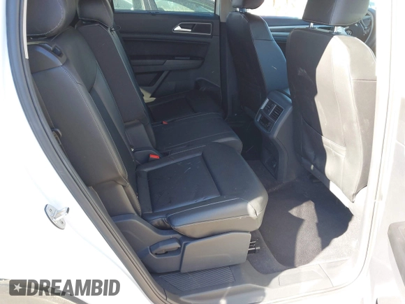 ✅ 2018 Volkswagen Atlas SE • VIN: 1V2DR2CA4JC551781 • Lot: 44137450. Wystawiony na IAAI z przebiegiem 33 451 mil. Bezpłatny archiwum sprzedaży aukcyjnych z USA i szczegółowy raport historii pojazdu na DreamBid. Zdjęcie 8.