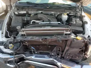 ✅ 2018 Ram 2500 Big Horn • VIN: 3C6TR5DT6JG402503 • Lot: 89341225. Wystawiony na Copart z przebiegiem 62 329 mil. Bezpłatny archiwum sprzedaży aukcyjnych z USA i szczegółowy raport historii pojazdu na DreamBid. Zdjęcie 13.