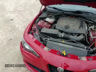 ✅ 2019 Alfa Romeo Giulia Sport • VIN: ZARFAMAN9K7622816 • Lot: 58764765. Listed on Copart with 46,187 mi. Free auction sales archive from the USA and detailed vehicle history report at DreamBid. Image 13.