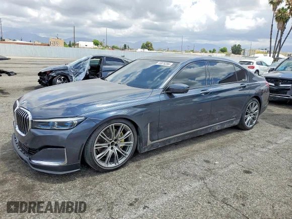 ✅ 2020 BMW 7 Series 740i • VIN: WBA7T2C05LGL17035 • Лот: 55076286. Опубликован ранее на Copart с пробегом 103 178 миль. Бесплатный доступ к архиву аукционных продаж из США и подробный отчёт об истории автомобиля на DreamBid. Изображение 1.