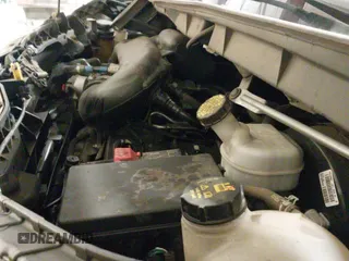 ✅ 2019 Ford Transit • VIN: 1FTYE1ZM4KKB38454 • Lot: 41599919. Listed on IAAI with 187,153 mi. Free auction sales archive from the USA and detailed vehicle history report at DreamBid. Image 18.