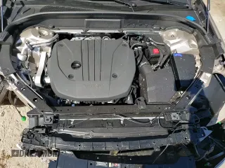 ✅ 2025 Volvo XC60 Plus • VIN: YV4M12RC5S1222602 • Lot: 80796255. Listed on Copart with 1,898 mi. Free auction sales archive from the USA and detailed vehicle history report at DreamBid. Image 14.