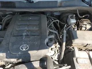 ✅ 2018 Toyota Tundra SR5 • VIN: 5TFDW5F18JX773255 • Lot: 70059485. Listed on Copart with 106,079 mi. Free auction sales archive from the USA and detailed vehicle history report at DreamBid. Image 13.