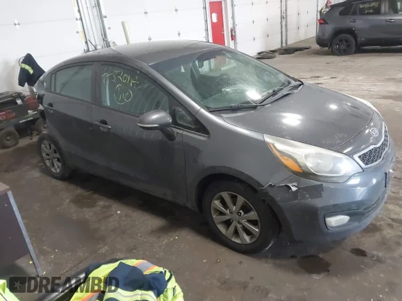✅ 2012 Kia Rio SX • VIN: KNADN4A31C6084282 • Lot: 44320114. Wystawiony na IAAI z przebiegiem 167 250 mil. Bezpłatny archiwum sprzedaży aukcyjnych z USA i szczegółowy raport historii pojazdu na DreamBid. Zdjęcie 1.