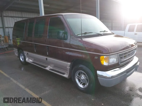✅ 2000 Ford Econoline Cargo Recreational • VIN: 1FDRE14L7YHB37965 • Lot: 43569289. Wystawiony na IAAI z przebiegiem 221 987 mil. Bezpłatny archiwum sprzedaży aukcyjnych z USA i szczegółowy raport historii pojazdu na DreamBid. Zdjęcie 1.