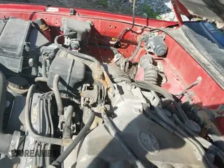 ✅ 1996 Toyota Tacoma • VIN: 4TAVN52N6TZ111032 • Lot: 42761657. Wystawiony na IAAI z przebiegiem 259 836 mil. Bezpłatny archiwum sprzedaży aukcyjnych z USA i szczegółowy raport historii pojazdu na DreamBid. Zdjęcie 12.