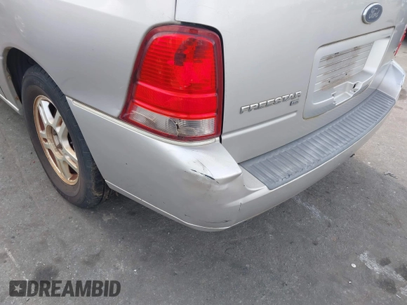 ✅ 2006 Ford Freestar SEL • VIN: 2FMZA52226BA04781 • Lot: 43155120. Wystawiony na IAAI z przebiegiem 279 548 mil. Bezpłatny archiwum sprzedaży aukcyjnych z USA i szczegółowy raport historii pojazdu na DreamBid. Zdjęcie 6.