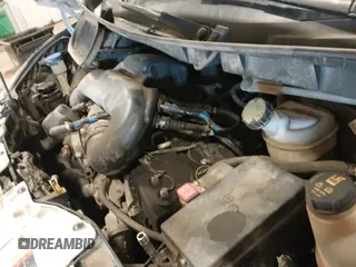 ✅ 2015 Ford Transit Cargo • VIN: 1FTNE1YMXFKB19773 • Lot: 41700374. Wystawiony na IAAI z przebiegiem 501 881 mil. Bezpłatny archiwum sprzedaży aukcyjnych z USA i szczegółowy raport historii pojazdu na DreamBid. Zdjęcie 19.