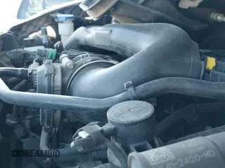 ✅ 2020 Ford Transit Cargo • VIN: 1FTBR2Y81LKB12562 • Lot: 42040837. Wystawiony na IAAI z przebiegiem 224 042 mil. Bezpłatny archiwum sprzedaży aukcyjnych z USA i szczegółowy raport historii pojazdu na DreamBid. Zdjęcie 20.