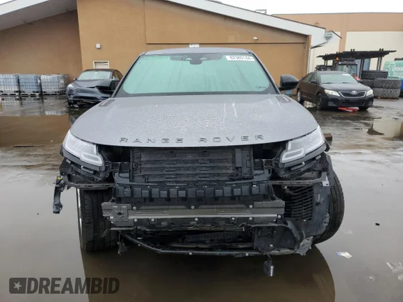 ✅ 2023 Land Rover Range Rover Velar R-Dynamic S • VIN: SALYT2EX7PA359757 • Lot: 82380144. Wystawiony na Copart z przebiegiem 21 513 mil. Bezpłatny archiwum sprzedaży aukcyjnych z USA i szczegółowy raport historii pojazdu na DreamBid. Zdjęcie 5.