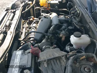 ✅ 2008 Mercury Mariner Premier • VIN: 4M2CU87128KJ17796 • Лот: 42296965. Опубликован ранее на IAAI с пробегом 273 153 миль. Бесплатный доступ к архиву аукционных продаж из США и подробный отчёт об истории автомобиля на DreamBid. Изображение 21.