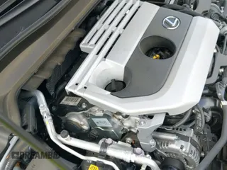 ✅ 2022 Lexus UX 200 • VIN: JTHP3JBH8N2055563 • Lot: 42462891. Wystawiony na IAAI z przebiegiem 25 828 mil. Bezpłatny archiwum sprzedaży aukcyjnych z USA i szczegółowy raport historii pojazdu na DreamBid. Zdjęcie 19.