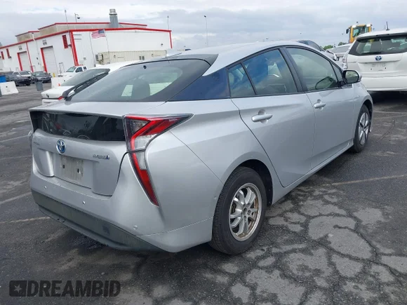✅ 2017 Toyota Prius Two • VIN: JTDKBRFU3H3567900 • Lot: 44003676. Wystawiony na IAAI z przebiegiem 81 507 mil. Bezpłatny archiwum sprzedaży aukcyjnych z USA i szczegółowy raport historii pojazdu na DreamBid. Zdjęcie 4.