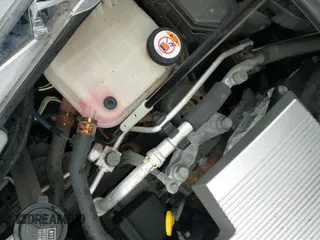 ✅ 2016 Toyota Prius Four • VIN: JTDKARFU3G3525194 • Lot: 41231789. Wystawiony na IAAI z przebiegiem 72 654 mil. Bezpłatny archiwum sprzedaży aukcyjnych z USA i szczegółowy raport historii pojazdu na DreamBid. Zdjęcie 19.