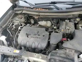 ✅ 2018 Mitsubishi Outlander ES • VIN: JA4AD2A30JZ068657 • Лот: 67416935. Опубликован ранее на Copart с пробегом 110 746 миль. Бесплатный доступ к архиву аукционных продаж из США и подробный отчёт об истории автомобиля на DreamBid. Изображение 15.