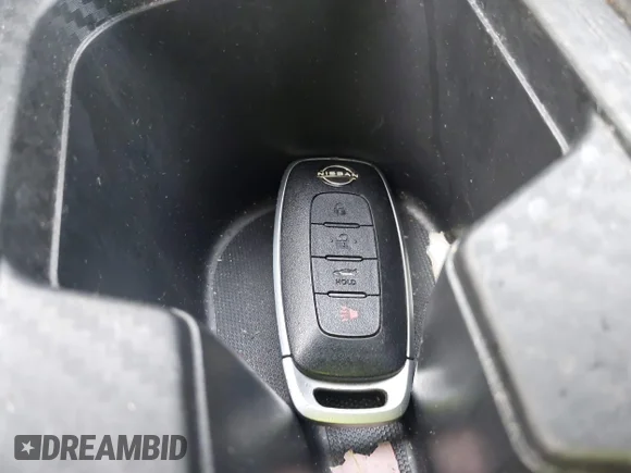 ✅ 2024 Nissan Sentra S • VIN: 3N1AB8BV4RY293719 • Lot: 44036548. Wystawiony na IAAI z przebiegiem 62 699 mil. Bezpłatny archiwum sprzedaży aukcyjnych z USA i szczegółowy raport historii pojazdu na DreamBid. Zdjęcie 11.