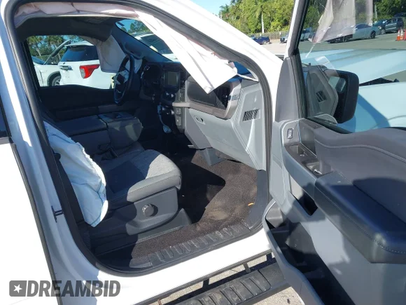 ✅ 2022 Ford F-150 XL • VIN: 1FTEW1CP2NKE04674 • Лот: 44174982. Опубліковано раніше на IAAI з пробігом 78 774 миль. Безкоштовний доступ до архіву аукціонних продажів зі США та докладний звіт про історію автомобіля на DreamBid. Зображення 5.
