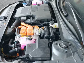 ✅ 2025 Hyundai Elantra Blue • VIN: KMHLM4DJ2SU147116 • Lot: 43028392. Listed on IAAI with 1,320 mi. Free auction sales archive from the USA and detailed vehicle history report at DreamBid. Image 22.