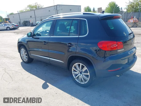 ✅ 2013 Volkswagen Tiguan S • VIN: WVGBV7AX7DW547599 • Lot: 44994077. Wystawiony na IAAI z przebiegiem 141 257 mil. Bezpłatny archiwum sprzedaży aukcyjnych z USA i szczegółowy raport historii pojazdu na DreamBid. Zdjęcie 3.