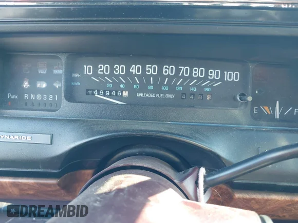 ✅ 1995 Buick Park Avenue • VIN: 1G4CW52K6SH653102 • Lot: 42298113. Wystawiony na IAAI z przebiegiem 149 946 mil. Bezpłatny archiwum sprzedaży aukcyjnych z USA i szczegółowy raport historii pojazdu na DreamBid. Zdjęcie 7.