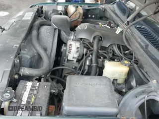 2002 Chevrolet Silverado 1500 with VIN 1GCEC19V32E254504, listed as a IAAI auction lot 42530534 with 403,239 mi miles and . Bid and sale history available at DreamBid. Image 12.