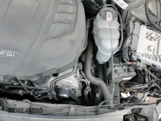 ✅ 2019 Audi A4 Progressiv • VIN: WAUBNAF41KN011487 • Lot: 67615045. Wystawiony na Copart z przebiegiem 60 755 mil. Bezpłatny archiwum sprzedaży aukcyjnych z USA i szczegółowy raport historii pojazdu na DreamBid. Zdjęcie 13.