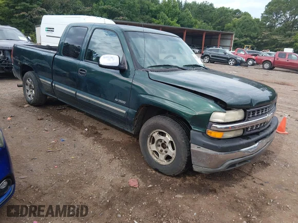 ✅ 2001 Chevrolet Silverado 1500 LS • VIN: 2GCEC19V011354589 • Lot: 45372696. Wystawiony na IAAI z przebiegiem 355 295 mil. Bezpłatny archiwum sprzedaży aukcyjnych z USA i szczegółowy raport historii pojazdu na DreamBid. Zdjęcie 1.