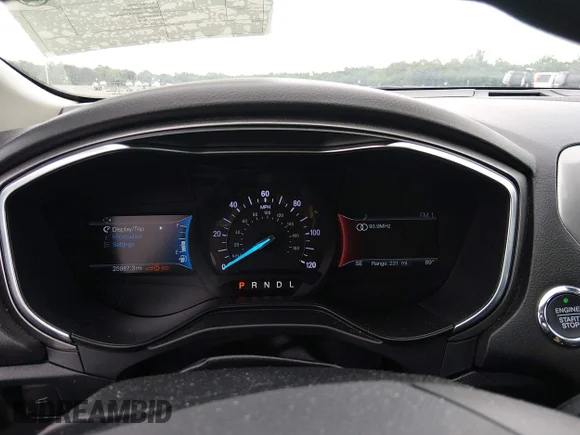 ✅ 2019 Ford Fusion SE • VIN: 3FA6P0LU1KR258234 • Lot: 45392288. Wystawiony na IAAI z przebiegiem 25 987 mil. Bezpłatny archiwum sprzedaży aukcyjnych z USA i szczegółowy raport historii pojazdu na DreamBid. Zdjęcie 7.